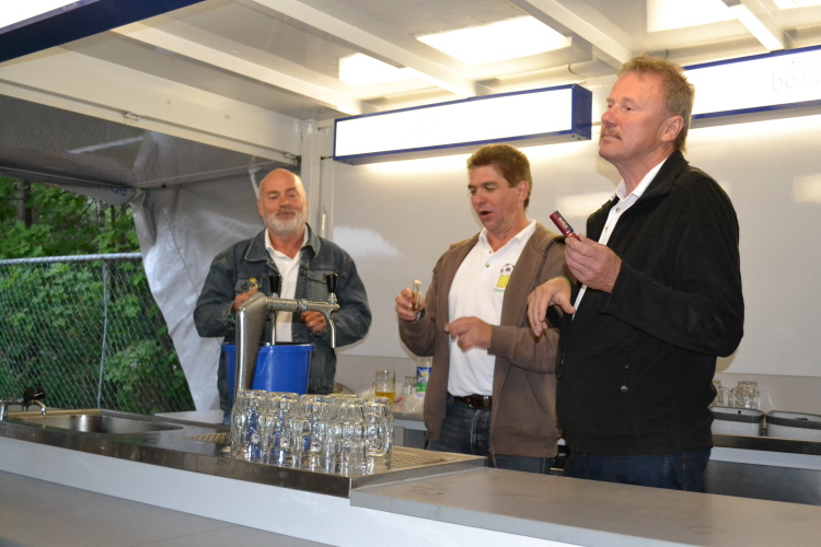 3. Festtag im Festzelt