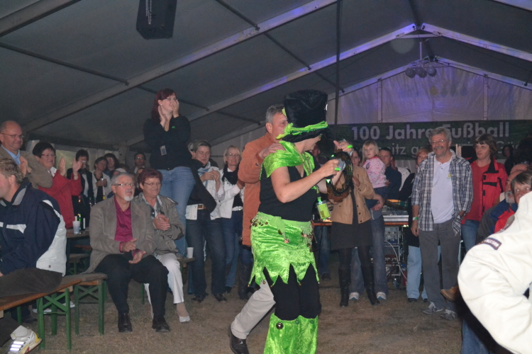 3. Festtag im Festzelt