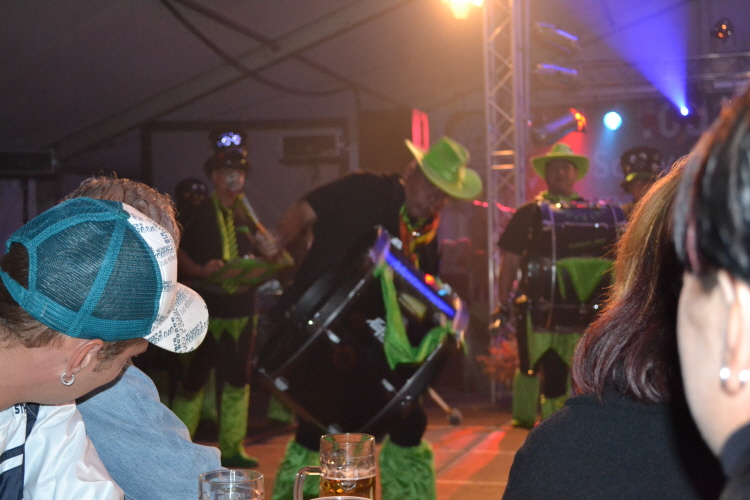 3. Festtag im Festzelt