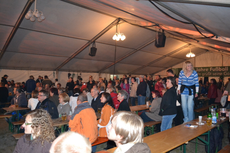 3. Festtag im Festzelt
