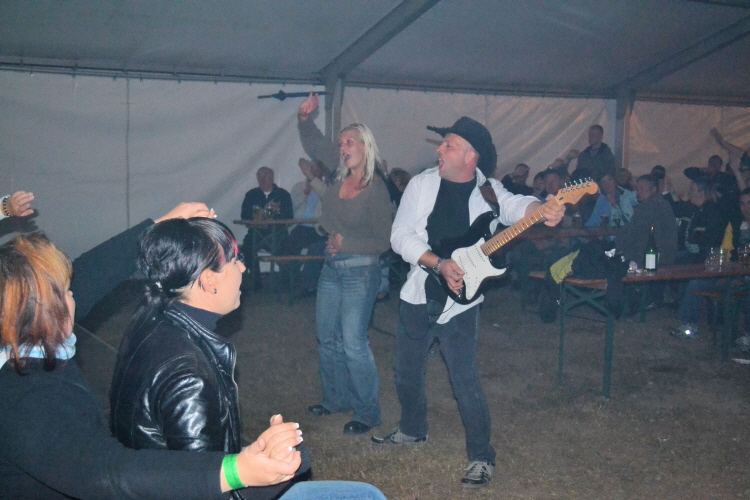 3. Festtag im Festzelt