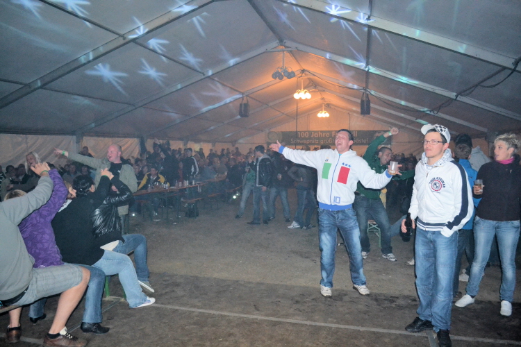 3. Festtag im Festzelt