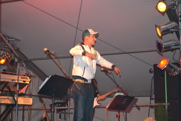 3. Festtag im Festzelt