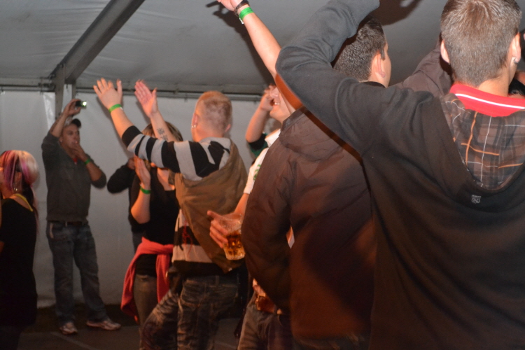 3. Festtag im Festzelt